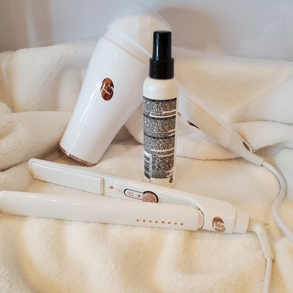 Redken One United Multi-Benefit Treatment Spray 5 oz - Picture 2 of 7